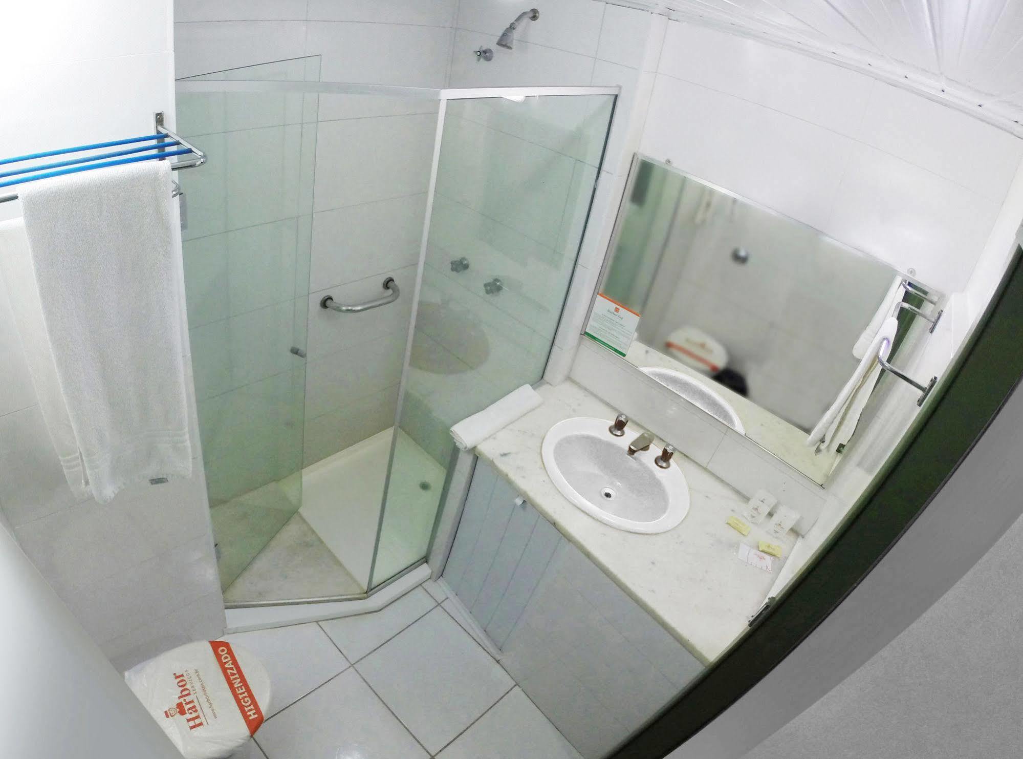 Hotel Vivendas Centro Эрешин Экстерьер фото